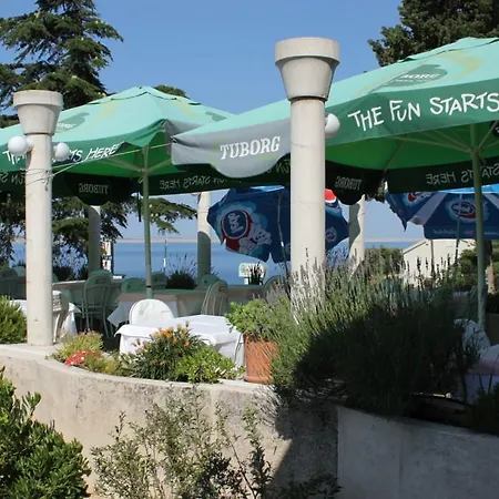 Triple Starigrad 3335d Starigrad Paklenica